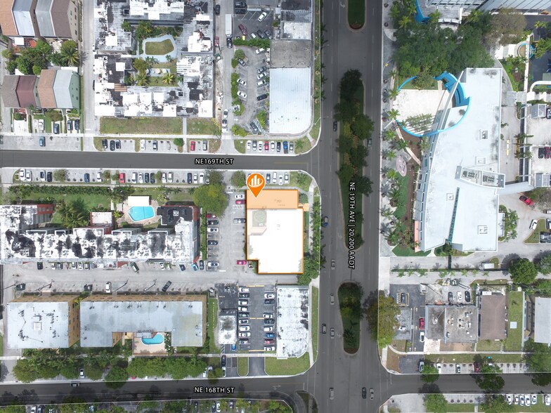More Photos Of 16870-16880 NE 19th Ave, North Miami Beach Medical For Lease