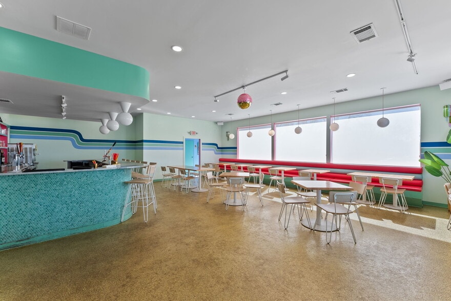 More Photos Of 64 N Main St, Watkinsville Restaurant For Sale