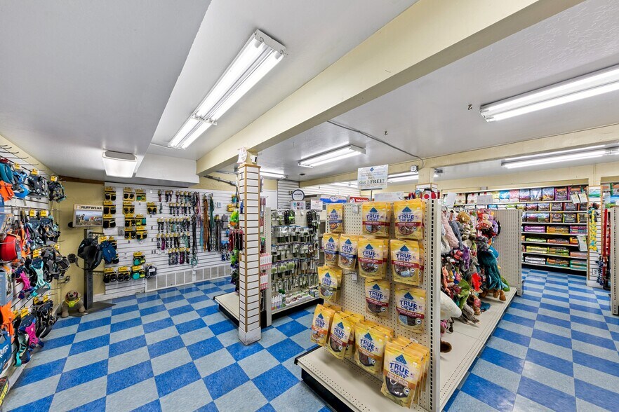 More Photos Of 2205 Lake Tahoe Blvd, South Lake Tahoe Storefront Retail Office For Sale