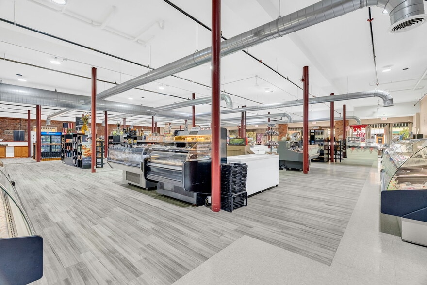 More Photos Of 306-310 Huron Ave, Port Huron Freestanding For Sale