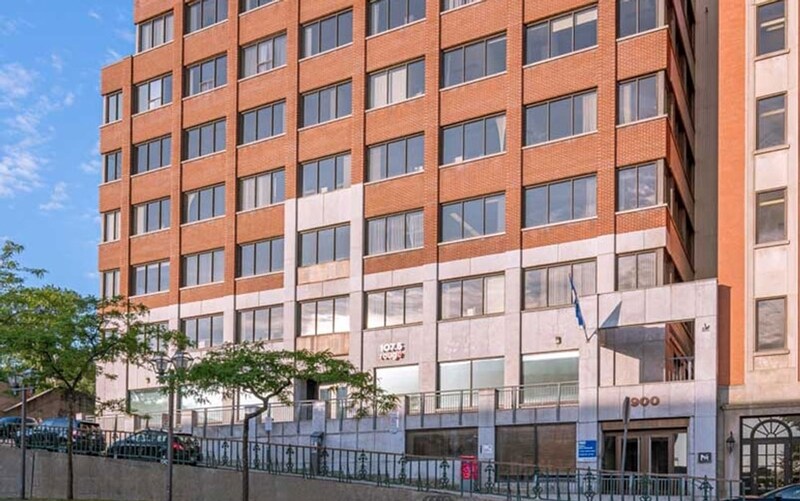 Primary Photo Of 900 Rue D'Youville, Québec Office For Lease