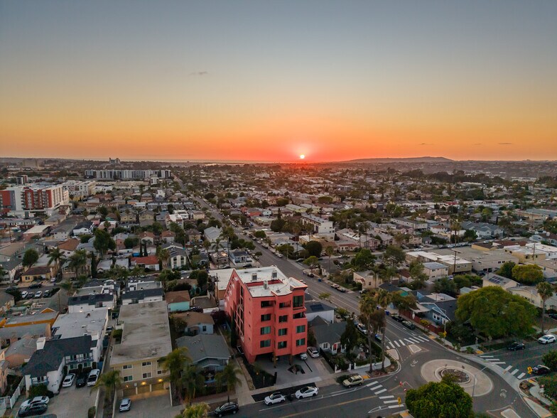 More Photos Of 4384 Hamilton St, San Diego Apartments For Sale