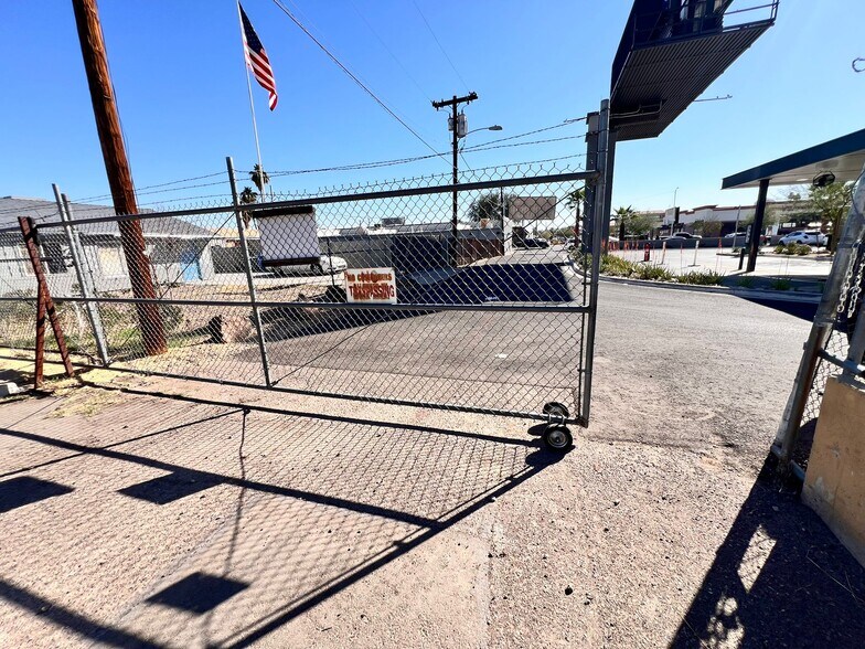More Photos Of 4145 N. 8th St, Phoenix Land For Lease