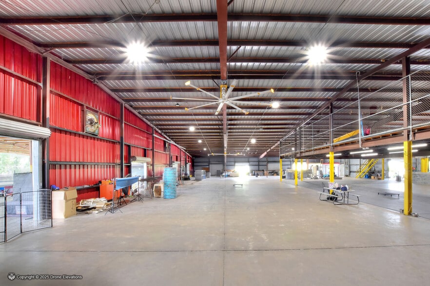 More Photos Of 3701 E Trapnell Rd, Plant City Distribution For Sale