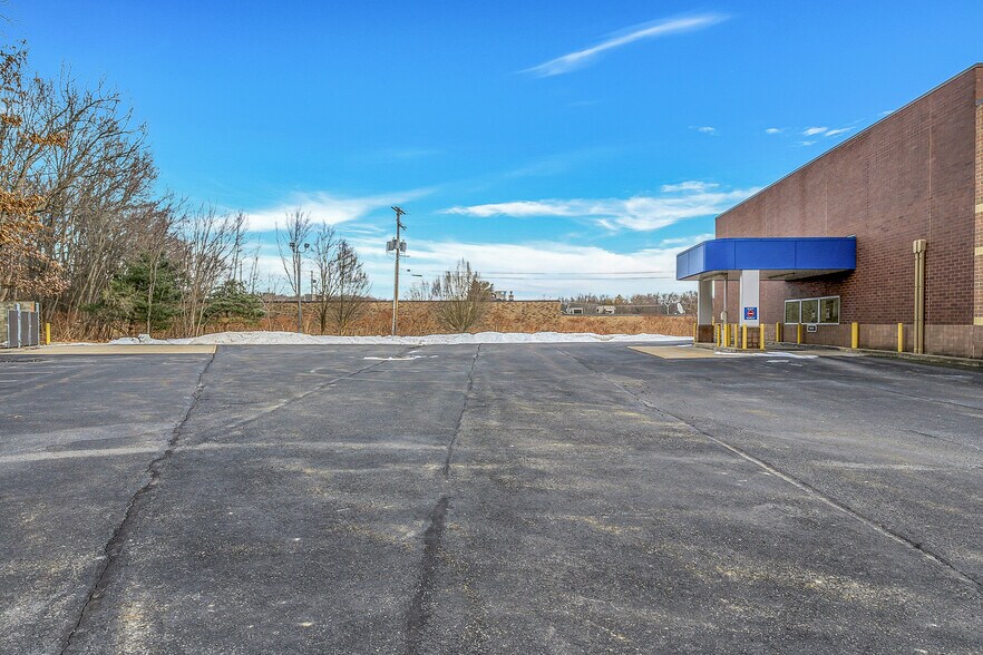 More Photos Of 1777 N Keyser Ave, Scranton Drugstore For Lease
