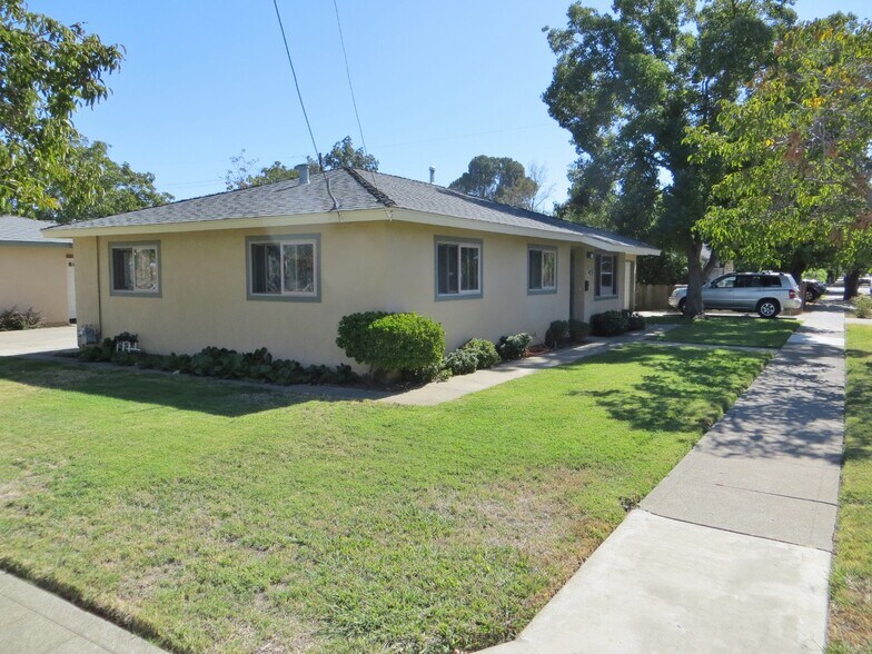 Primary Photo Of 415 4th St, Winters Multifamily For Sale