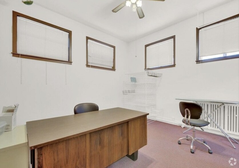 More Photos Of 618 4th St, Corning Office For Sale