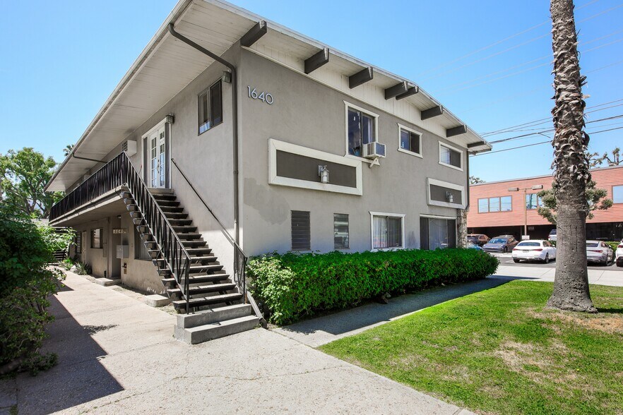 More Photos Of , Glendale Multifamily For Sale