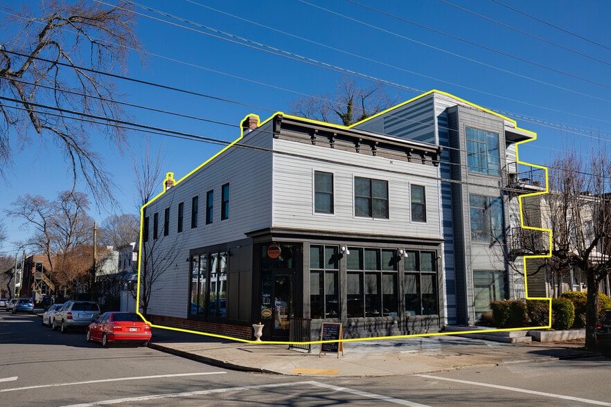 Primary Photo Of 2028 W Cary St, Richmond Apartments For Sale