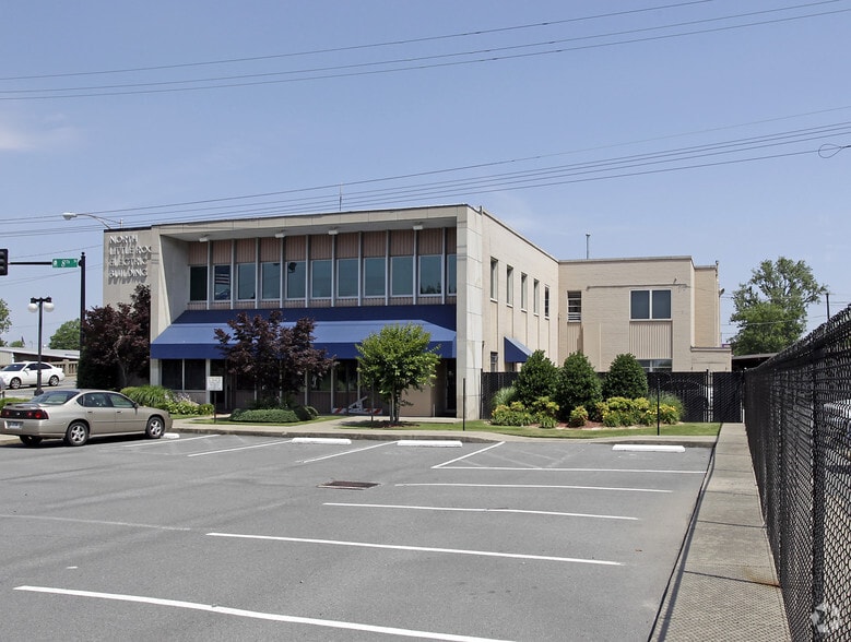 More Photos Of 800 Main St, North Little Rock Office For Sale