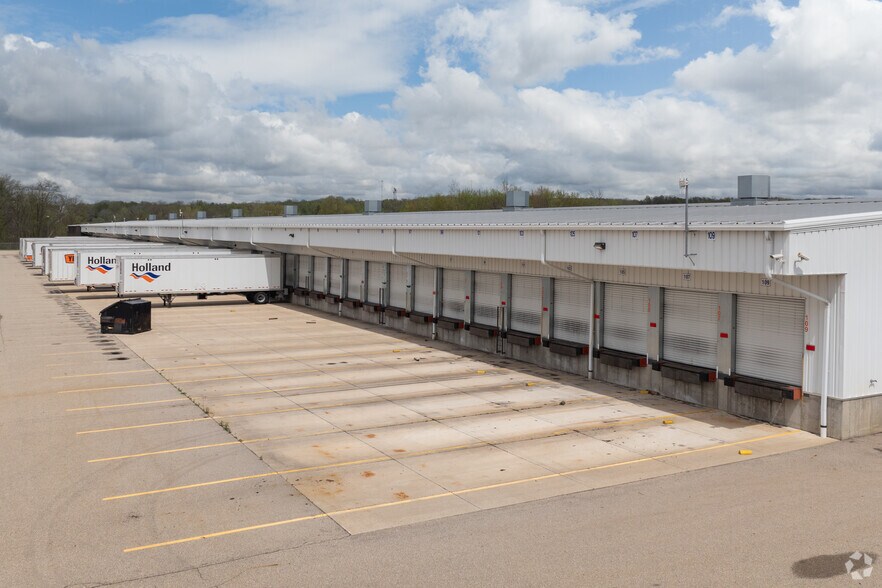 More Photos Of 10151 Division Ave SW, Wayland Warehouse For Sale