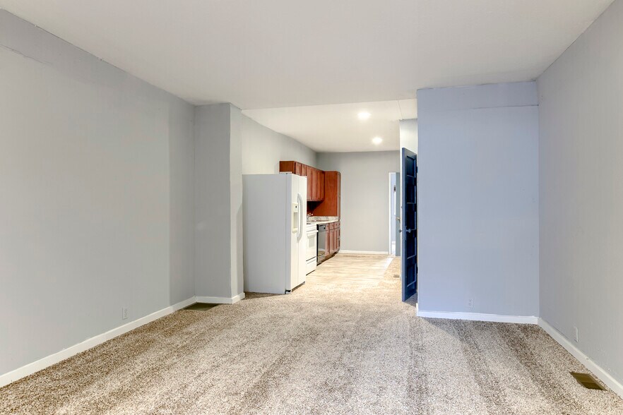 More Photos Of 1127 Merriam Ln, Kansas City Apartments For Sale