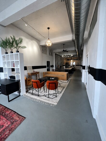 More Photos Of 109 Roberts St, Asheville General Retail For Sale