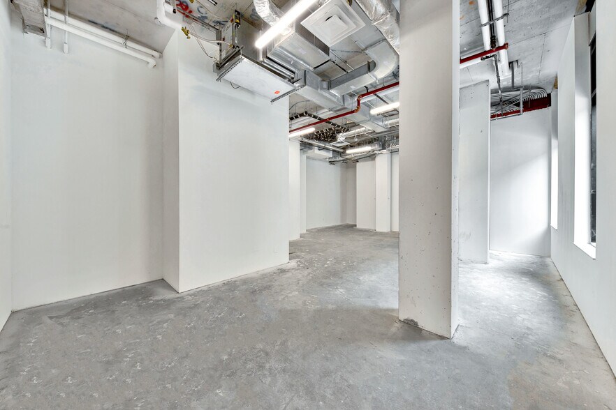 More Photos Of 208 Livonia Ave, Brooklyn Apartments For Lease