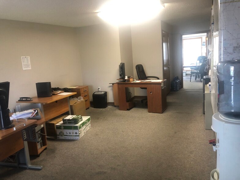 More Photos Of 12250 S Gessner Dr, Houston Auto Repair For Sale