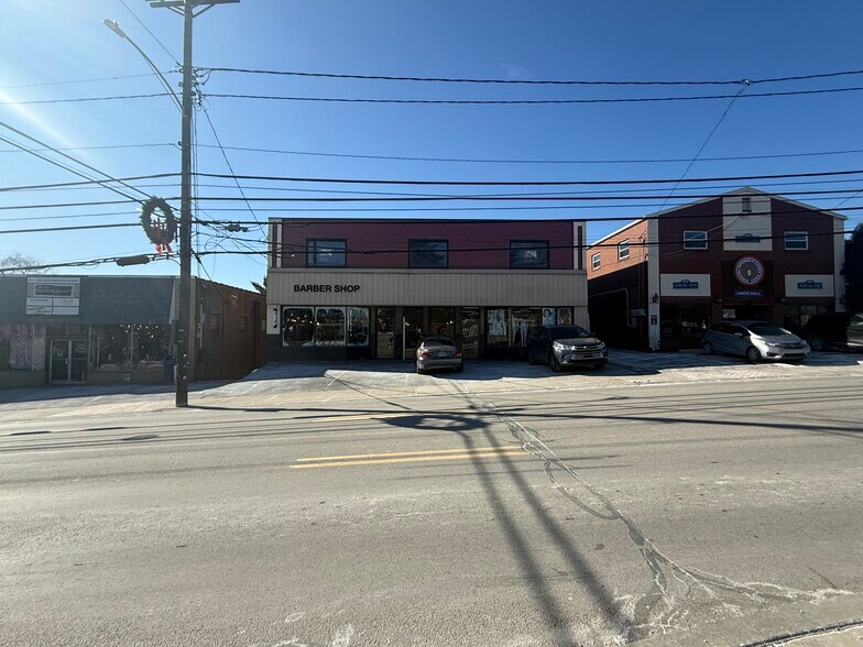 More Photos Of 990-992 Greentree Rd, Pittsburgh Storefront Retail Office For Lease