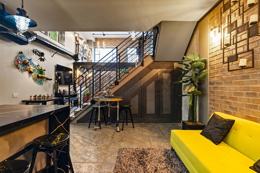 More Photos Of 302-390 11th Ave, San Diego Apartments For Sale