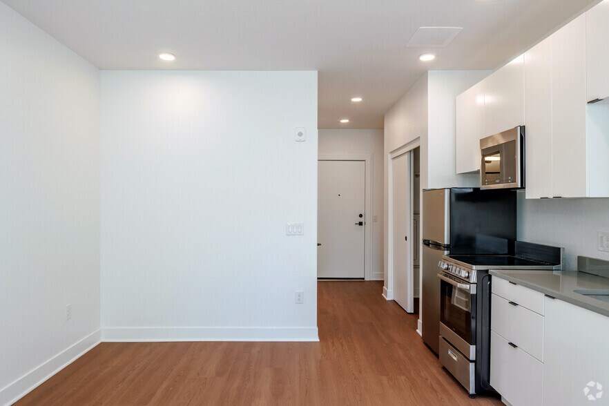 More Photos Of 3890 W Colfax Ave, Denver Apartments For Sale