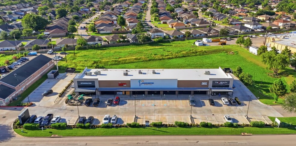 Primary Photo Of NWQ Beltway 8 & Blackhawk Blvd, Houston Freestanding For Lease