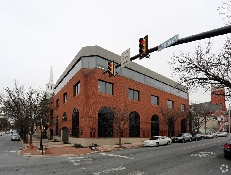Primary Photo Of 51 S Duke St, Lancaster Office For Lease