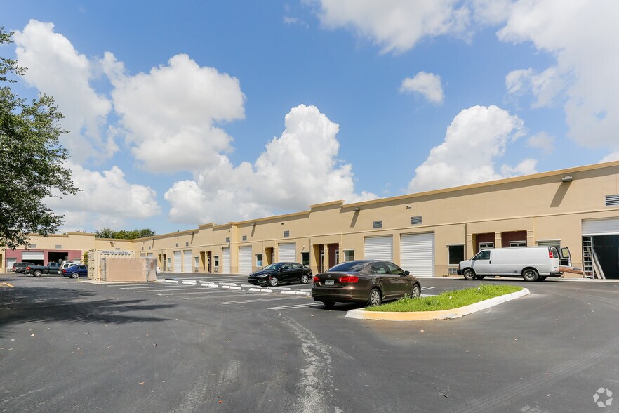 More Photos Of 15075 SW 137th St, Miami Warehouse For Lease