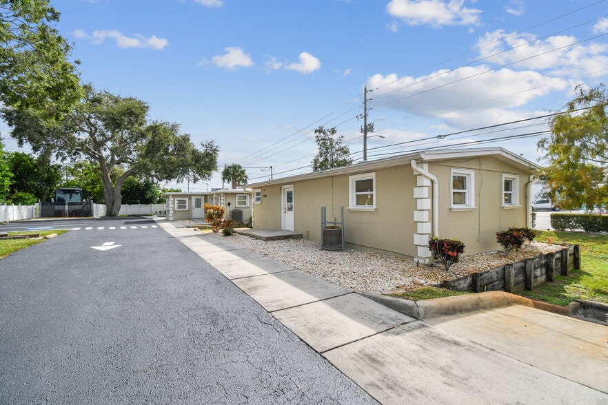 More Photos Of ,  Office For Sale