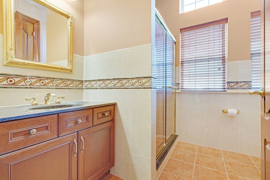 More Photos Of 1386 US Highway 22, Lebanon Unknown For Lease