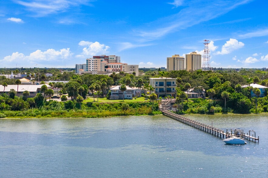 More Photos Of 1811 Riverview Dr, Melbourne Office Residential For Sale