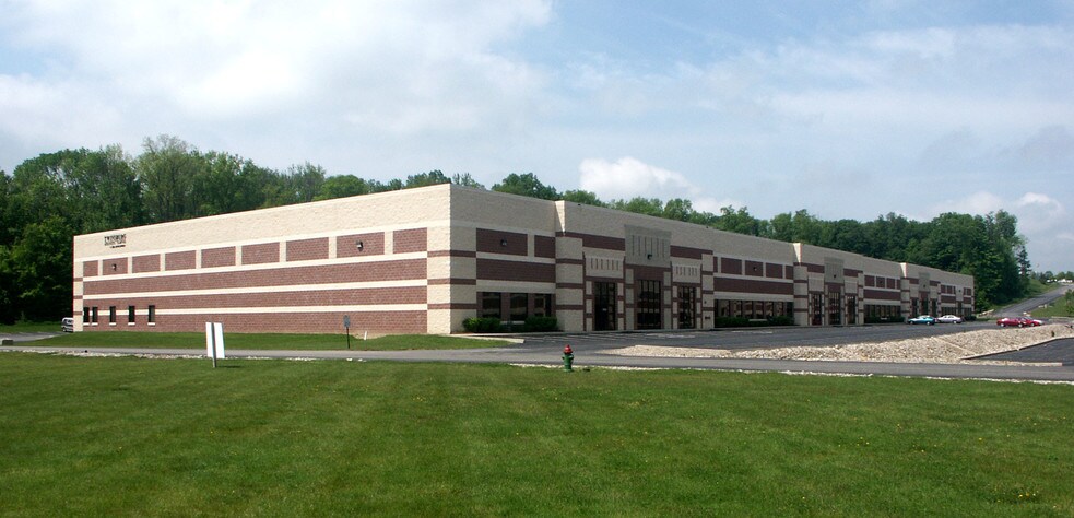 More Photos Of 2479 Edison Blvd, Twinsburg Warehouse For Lease