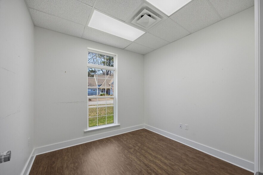 More Photos Of 7385 Applegate Ln, Chattanooga Medical For Lease