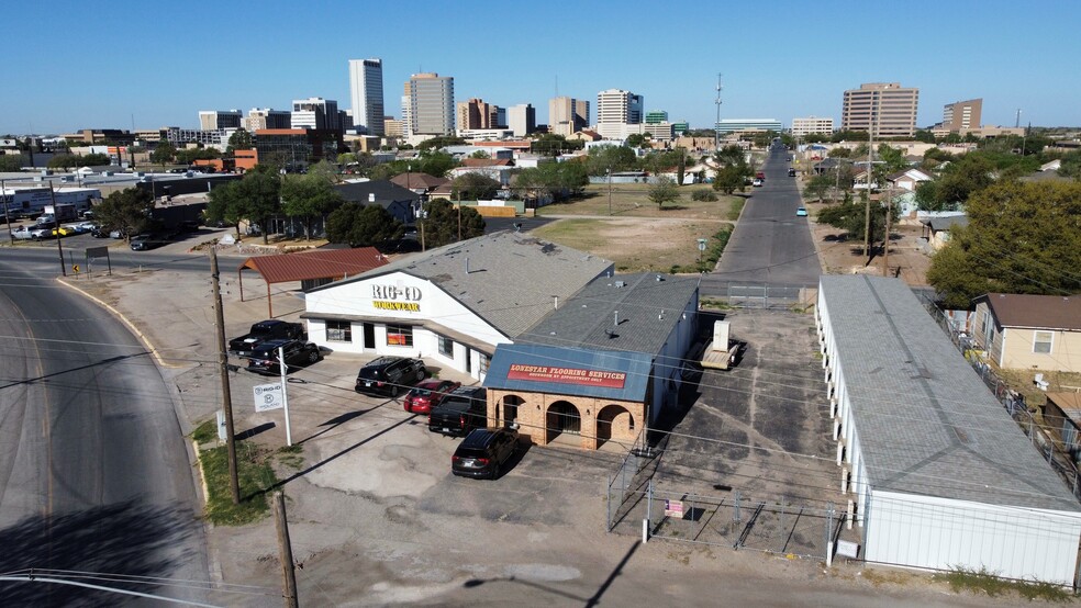 Primary Photo Of 412 N Terrell St, Midland Self Storage For Sale