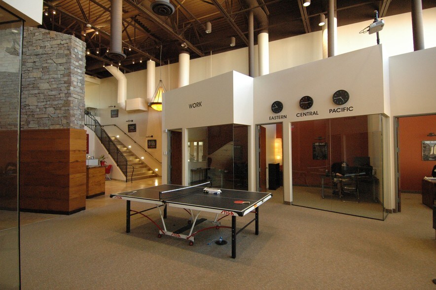 More Photos Of 2450 S Gilbert Rd, Chandler Office For Lease