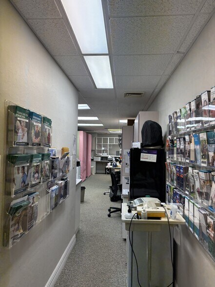 More Photos Of 2400 Harbor Blvd, Port Charlotte Medical For Sale