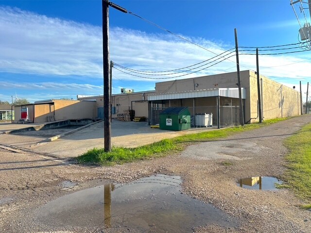 More Photos Of 616 US Highway 181, Taft Freestanding For Sale