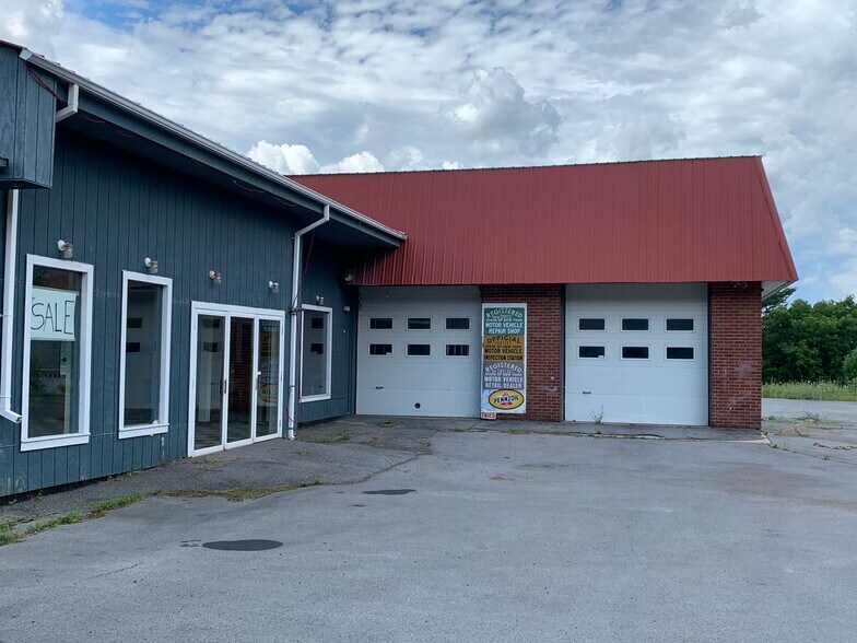 More Photos Of 819 US -9, Keeseville Auto Repair For Sale