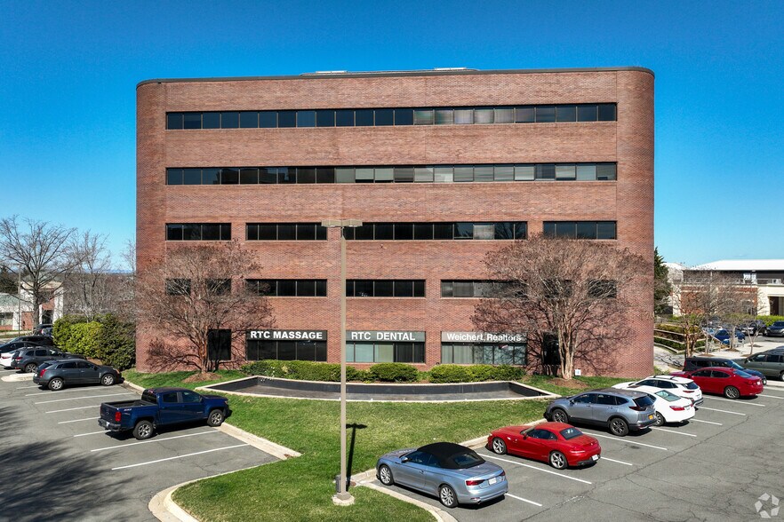 More Photos Of 1760 Reston Pky, Reston Office For Lease