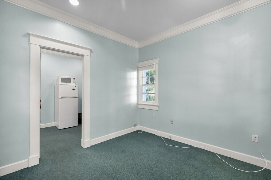 More Photos Of 88101 Old Hwy, Islamorada Office For Sale