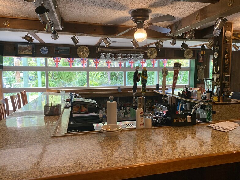 More Photos Of 3333 Lockport Olcott Rd, Newfane Restaurant For Sale