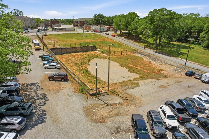 More Photos Of 577 N Church St, Spartanburg Land For Sale
