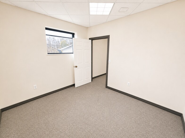 More Photos Of 6713 Broadway, Pearland Unknown For Lease