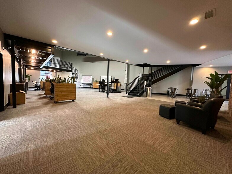 More Photos Of 9114 Technology Ln, Fishers Loft Creative Space For Sale