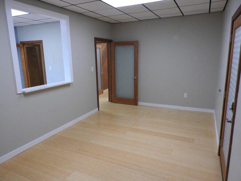 More Photos Of 104 S Estes Dr, Chapel Hill Medical For Lease