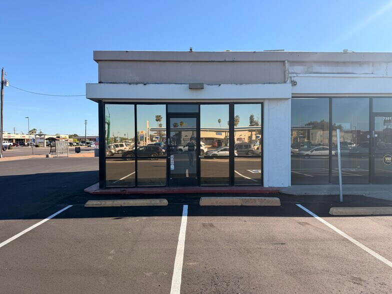 More Photos Of 7501 W Indian School Rd, Phoenix Freestanding For Lease