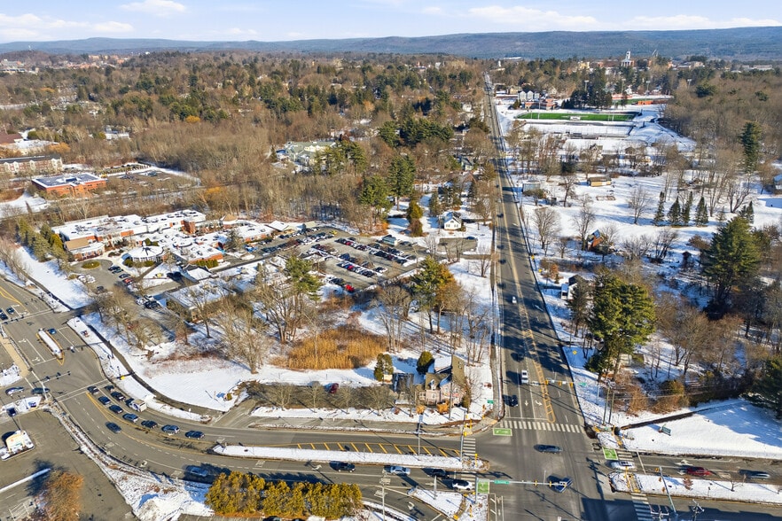 More Photos Of 190 University Dr, Amherst Office For Sale