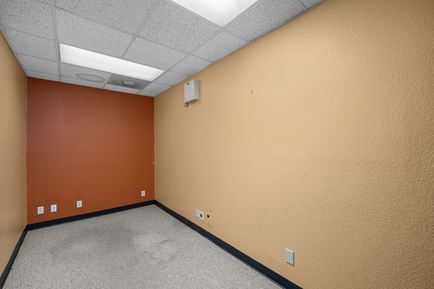 More Photos Of 1601 Liberty St, Richmond Medical For Lease