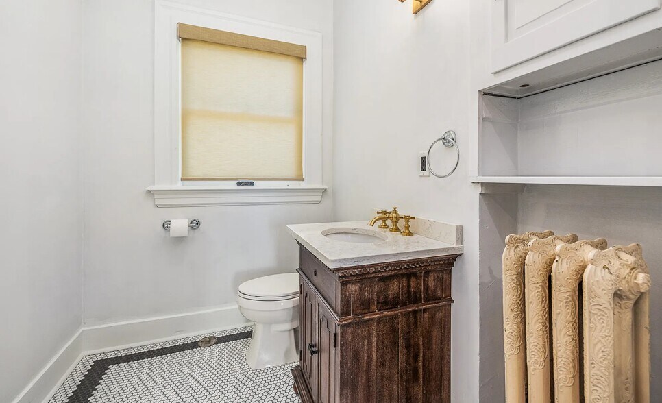 More Photos Of 110 W Main St, Boise Office For Lease