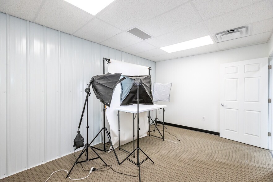 More Photos Of 3893 W State Road 47, Sheridan Light Manufacturing For Sale