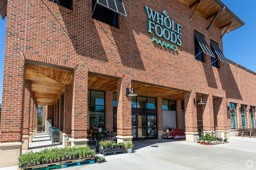 More Photos Of Interstate 540, Cary Unknown For Lease