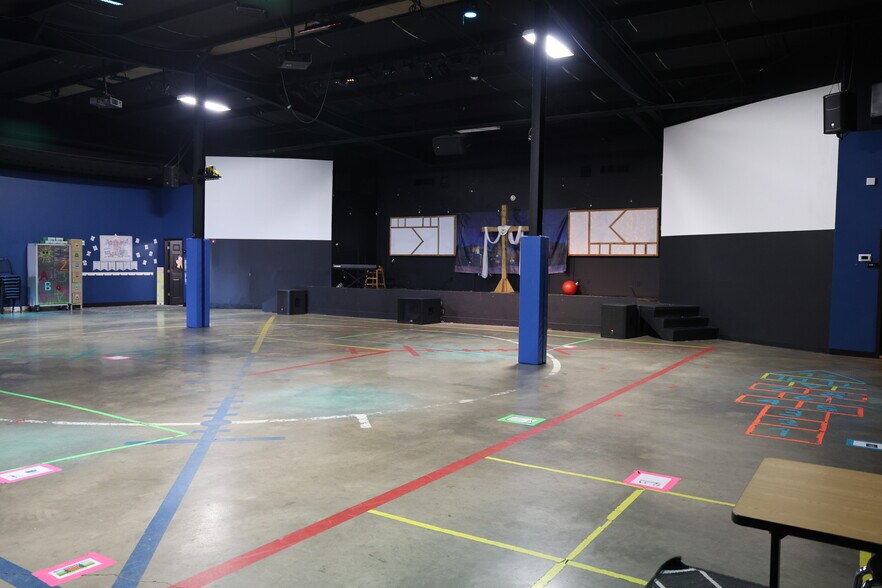 More Photos Of 1122 S 2nd St, Cabot Industrial For Sale