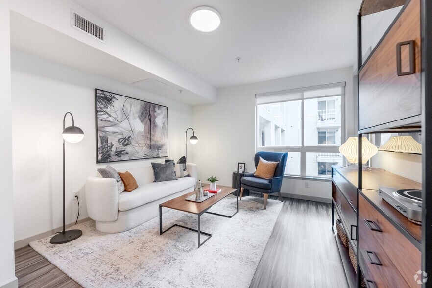 More Photos Of 1200 S Grand Ave, Los Angeles Apartments For Lease